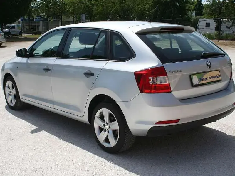 Gebraucht Skoda Rapid Cool Edition 86 PS (63 kW) 2015 Grau Kleinwagen