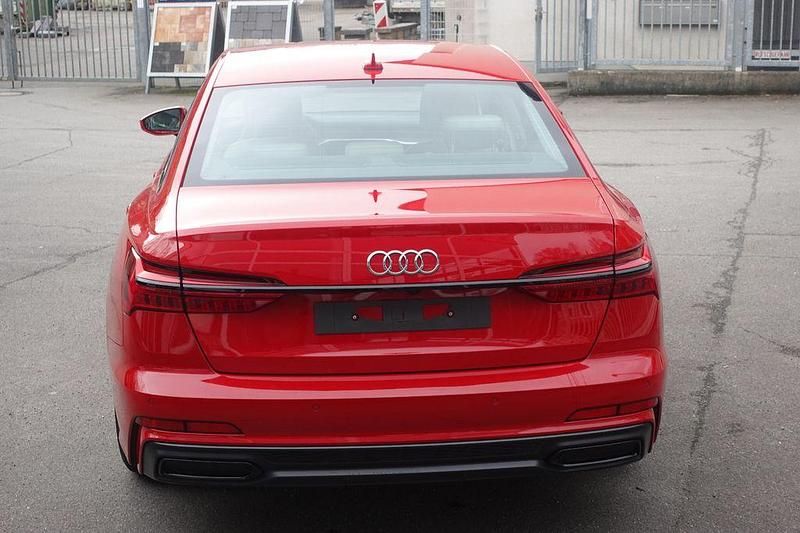 Gebraucht Audi A6 Design 204 PS (150 kW) 2021 Tangorot metallic Limousine