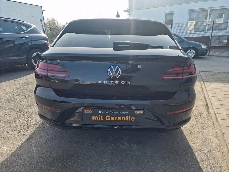 Second-hand VW Arteon 150 CP (110 kW) 2023 Negru Coupe