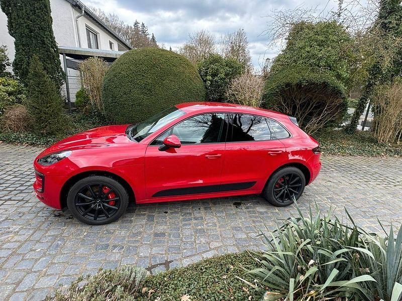 Gebraucht Porsche Macan GTS 360 PS (264 kW) 2017 Rot SUV