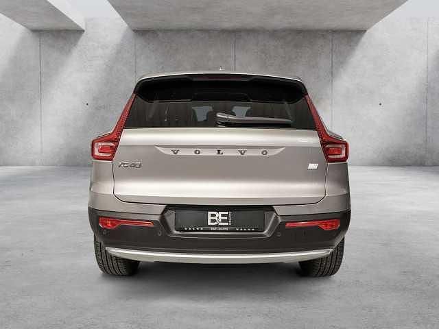 Używany Volvo XC40 Plus 261 KM (191 kW) 2022 Beżowy SUV