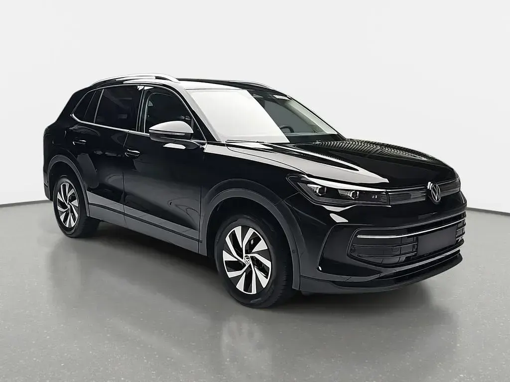Nowe VW Tiguan Pro 150 KM (110 kW) 2025 Czarny SUV