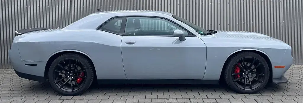 Gebraucht Dodge Challenger 377 PS (277 kW) 2023 Grau Coupé