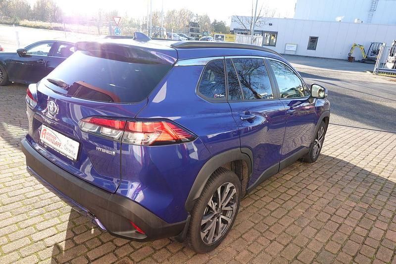 Gebraucht Toyota Corolla Cross Lounge 197 PS (144 kW) 2023 Blau SUV