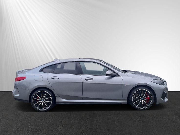 Gebraucht BMW 218 Performance 136 PS (100 kW) 2025 Skyscraper grau Coupé