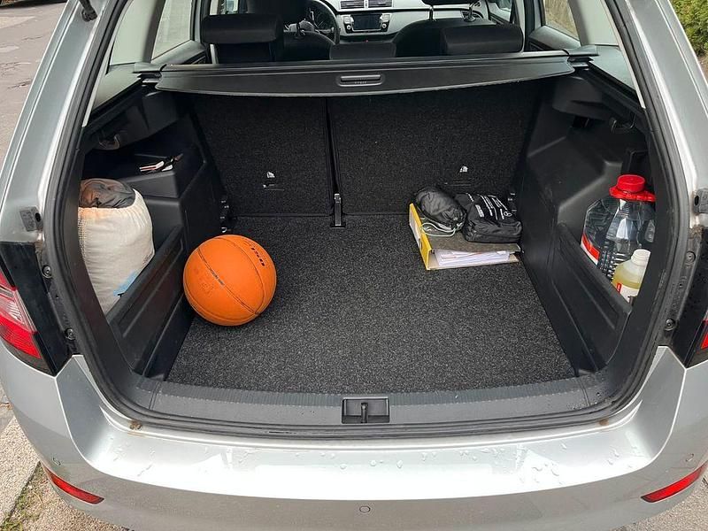 Gebraucht Skoda Fabia Active 60 PS (44 kW) 2022 Silber Kleinwagen