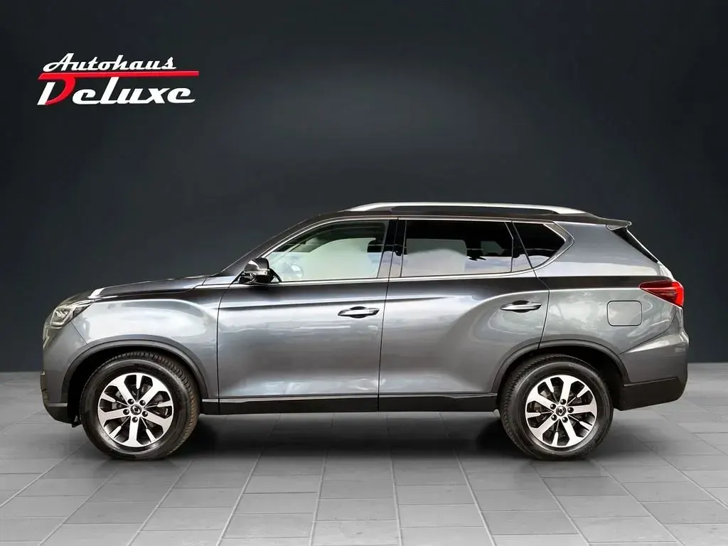 Gebraucht SsangYong Rexton Quartz 203 PS (149 kW) 2021 Grau SUV