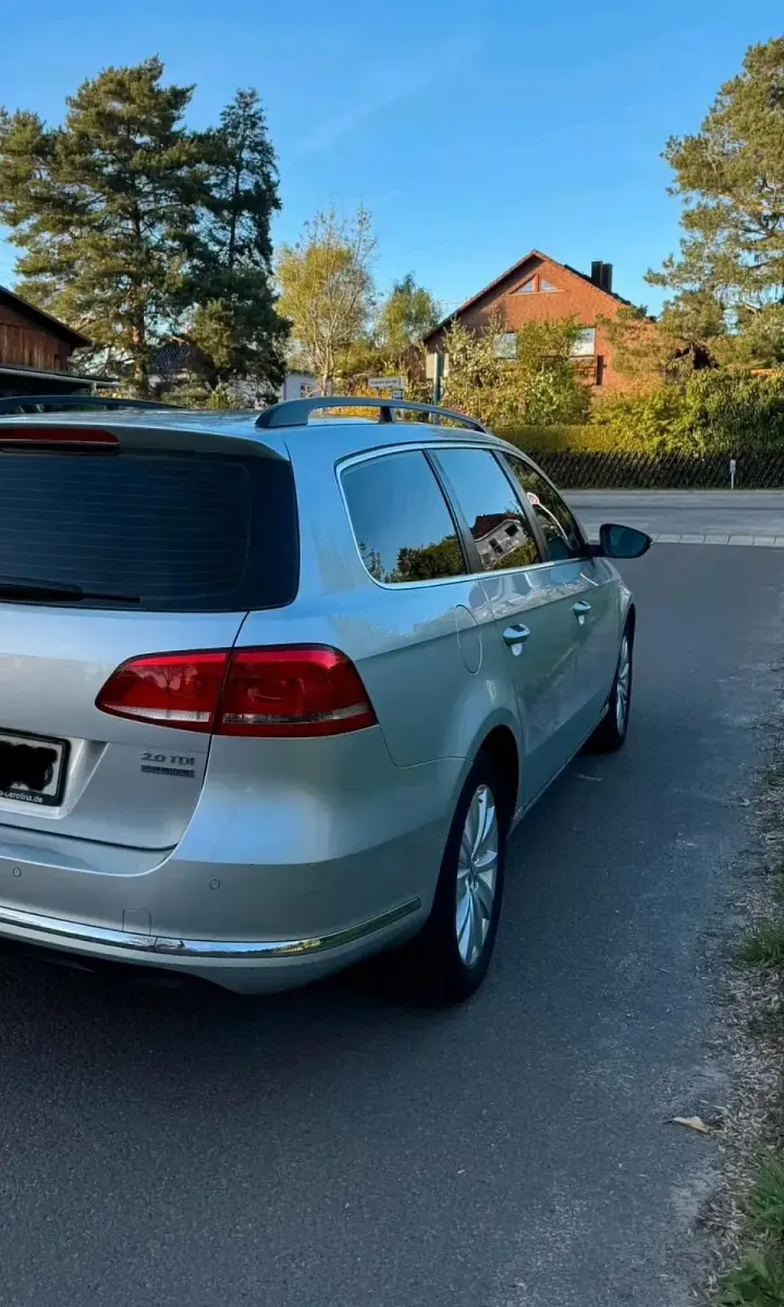 Usata VW Passat 140 CV (102 kW) 2013 Grigio Station wagon