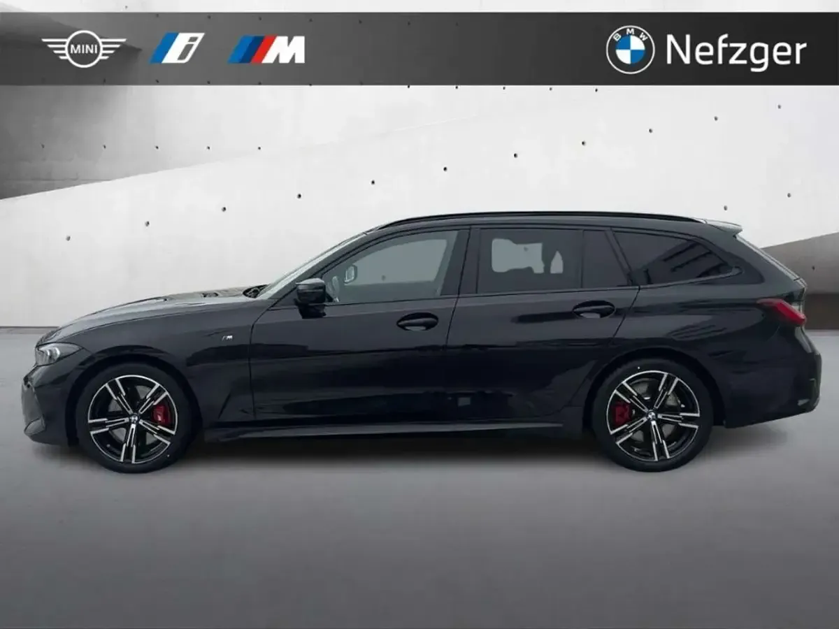 Gebraucht BMW 340 M Sport 374 PS (275 kW) 2024 Black sapphire metallic Kombi