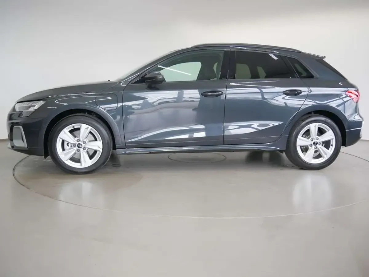Occasion Audi A3 204 ch (150 kW) 2025 Gris Break