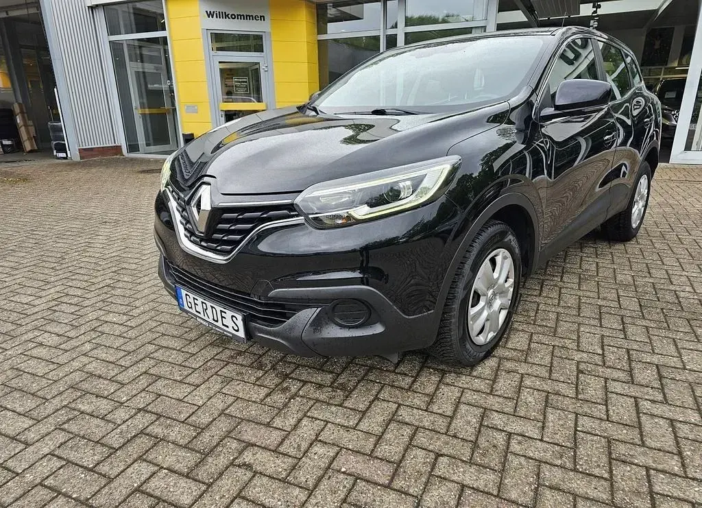 Gebraucht Renault Kadjar Life 140 PS (102 kW) 2019 Schwarz SUV