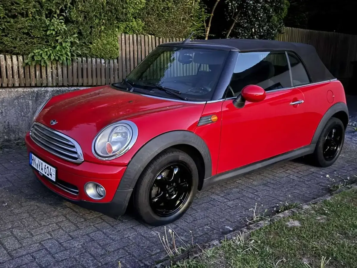 Gebraucht Mini Cooper Cabriolet 120 PS (88 kW) 2009 Rot Cabrio
