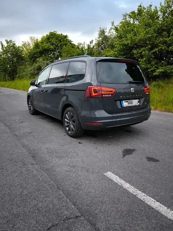 Gebraucht Seat Alhambra CONNECT 184 PS (135 kW) 2016 Grau Van / Kleinbus