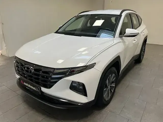 Gebraucht Hyundai Tucson Select 150 PS (110 kW) 2024 Weiß SUV