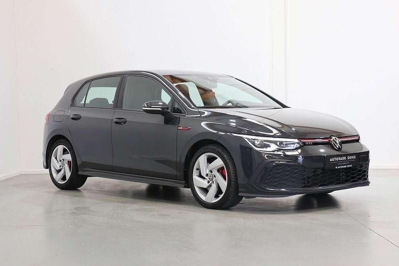 Gebraucht VW Golf VIII GTI 245 PS (180 kW) 2024 Grau Limousine
