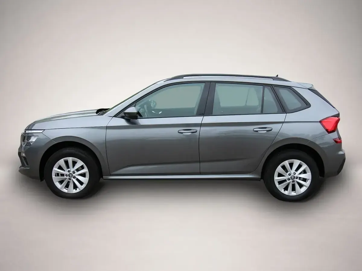 Gebraucht Skoda Kamiq Selection 95 PS (69 kW) 2025 Grau SUV