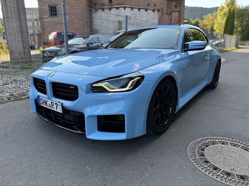 Blau Gebraucht 2024 BMW M2 Sport Line Coupé | 59.990 € (Superpreis) - Bild 1/4