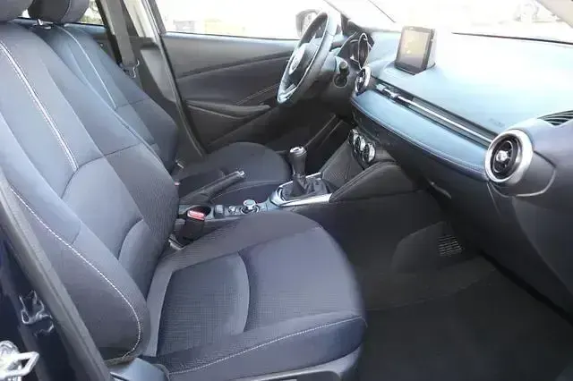 Second-hand Mazda 2 90 CP (66 kW) 2021 Albastru Berlinǎ