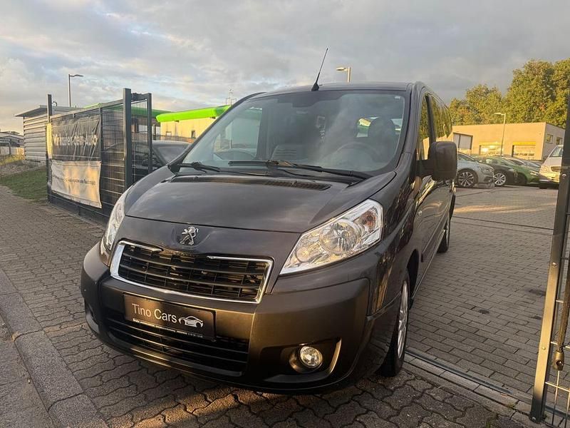 Grau Gebraucht 2013 Peugeot Expert Active Van | 11.699 € (Fairer Preis) - Bild 1/4