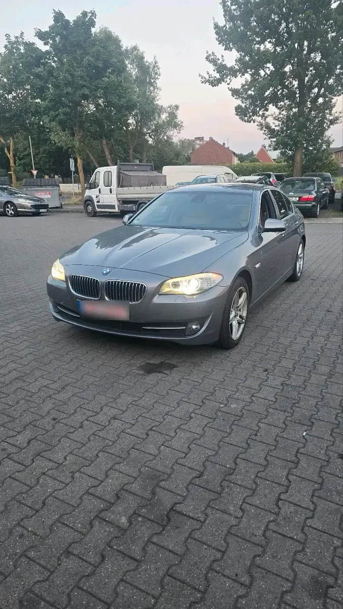 Gebraucht BMW 535 299 PS (219 kW) 2012 Silber Limousine