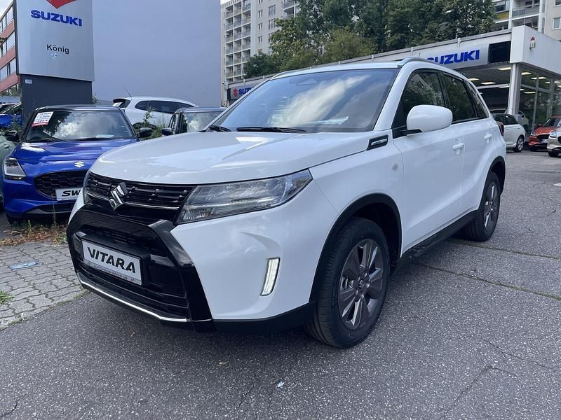 Neu Suzuki Vitara Comfort 129 PS (94 kW) 2026 Weiß Limousine