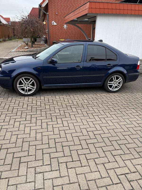 Gebraucht 2003 VW Bora Limousine | 1.500 € (Fairer Preis) - Bild 1/4