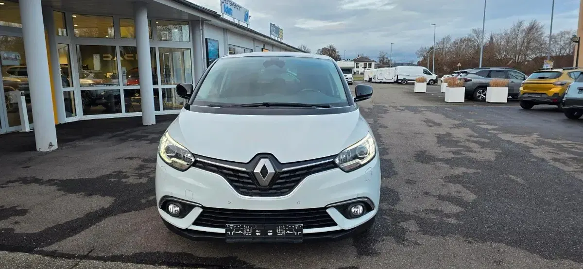 Usata Renault Scenic E-Tech Bose Edition 140 CV (102 kW) 2018 Bianco Monovolume