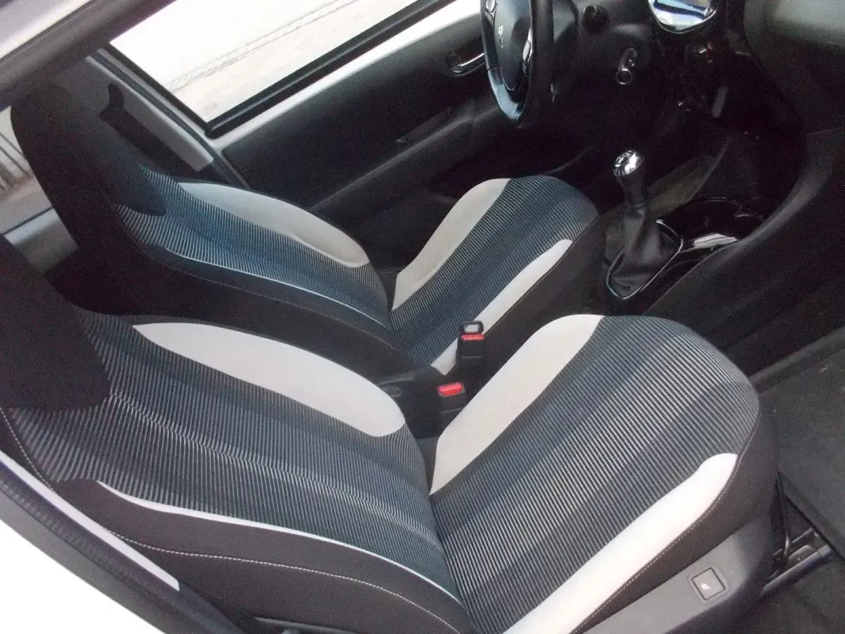 Gebraucht Peugeot 108 Allure 82 PS (60 kW) 2016 Weiß