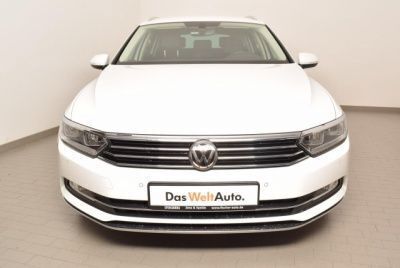 Gebraucht VW Passat Highline 150 PS (110 kW) 2019 Weiß Kombi