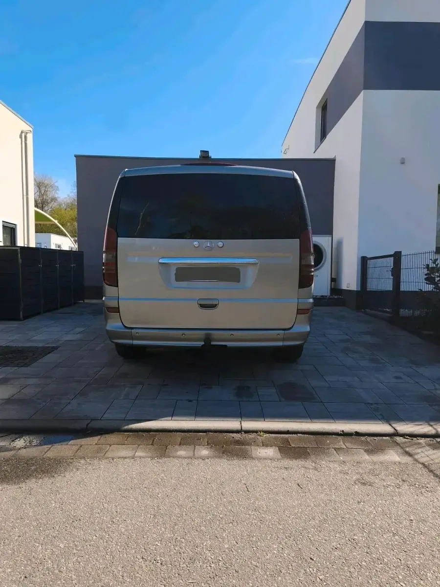 Gebraucht Mercedes Viano 265 PS (194 kW) 2010 Grau Van / Kleinbus