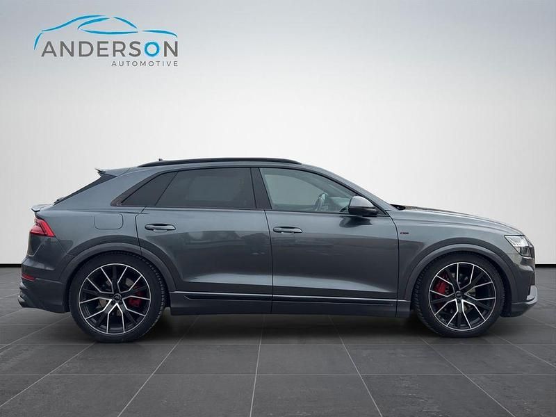 Gebraucht Audi Q8 S-Line 286 PS (210 kW) 2019 Grau SUV
