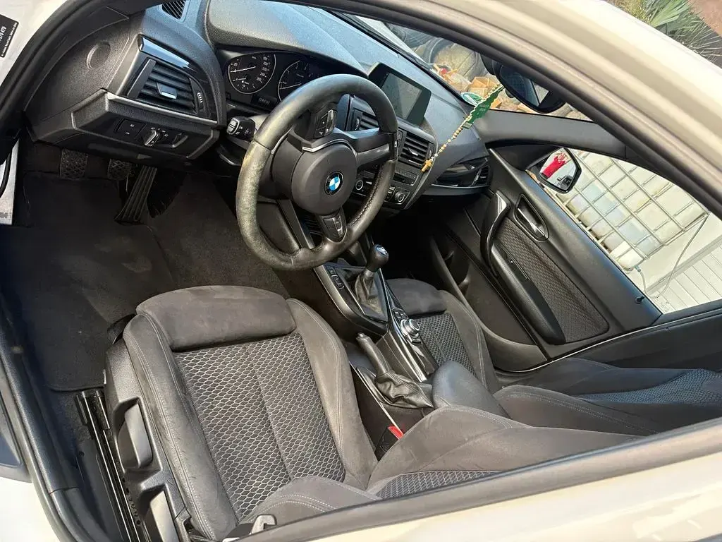 Gebraucht BMW 118 Shadowline 143 PS (105 kW) 2014 Weiß Kleinwagen