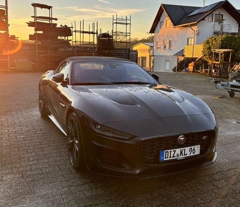 Grau Gebraucht 2020 Jaguar F-Type R Cabrio | 76.500 € (Fairer Preis) - Bild 1/4