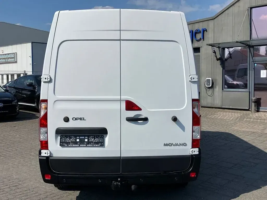 Gebraucht Opel Movano 125 PS (91 kW) 2011 Weiß Van / Kleinbus