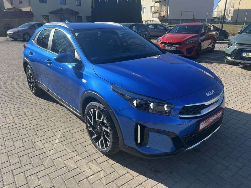 Blau Gebraucht 2025 Kia XCeed Comfort SUV | 23.990 € (Guter Preis) - Bild 1/4