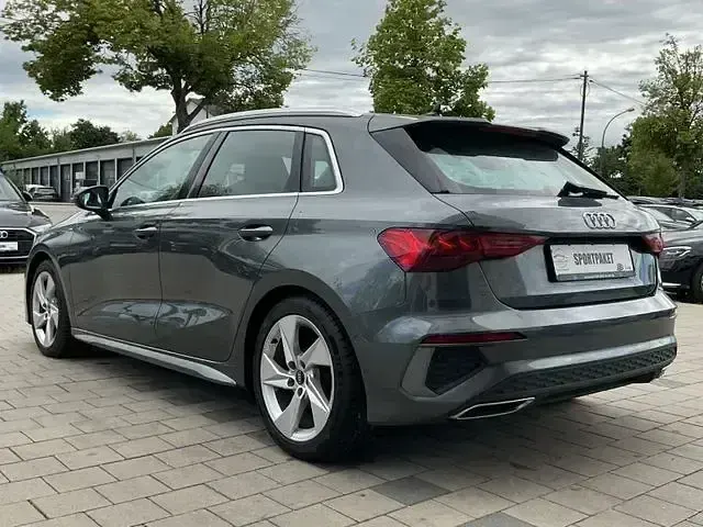 Gebraucht Audi A3 S-Line 150 PS (110 kW) 2022 Andere Limousine
