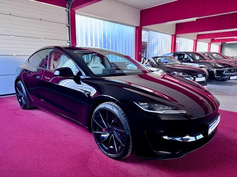 Second-hand Tesla Model 3 Performance 461 kW (627 CP) 2024 Negru Berlinǎ