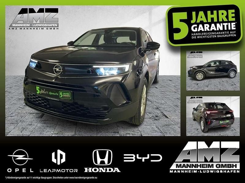 Gebraucht Opel Mokka-e Edition 100 kW (136 PS) 2023 Lackierung schwarz perla nera/ SUV