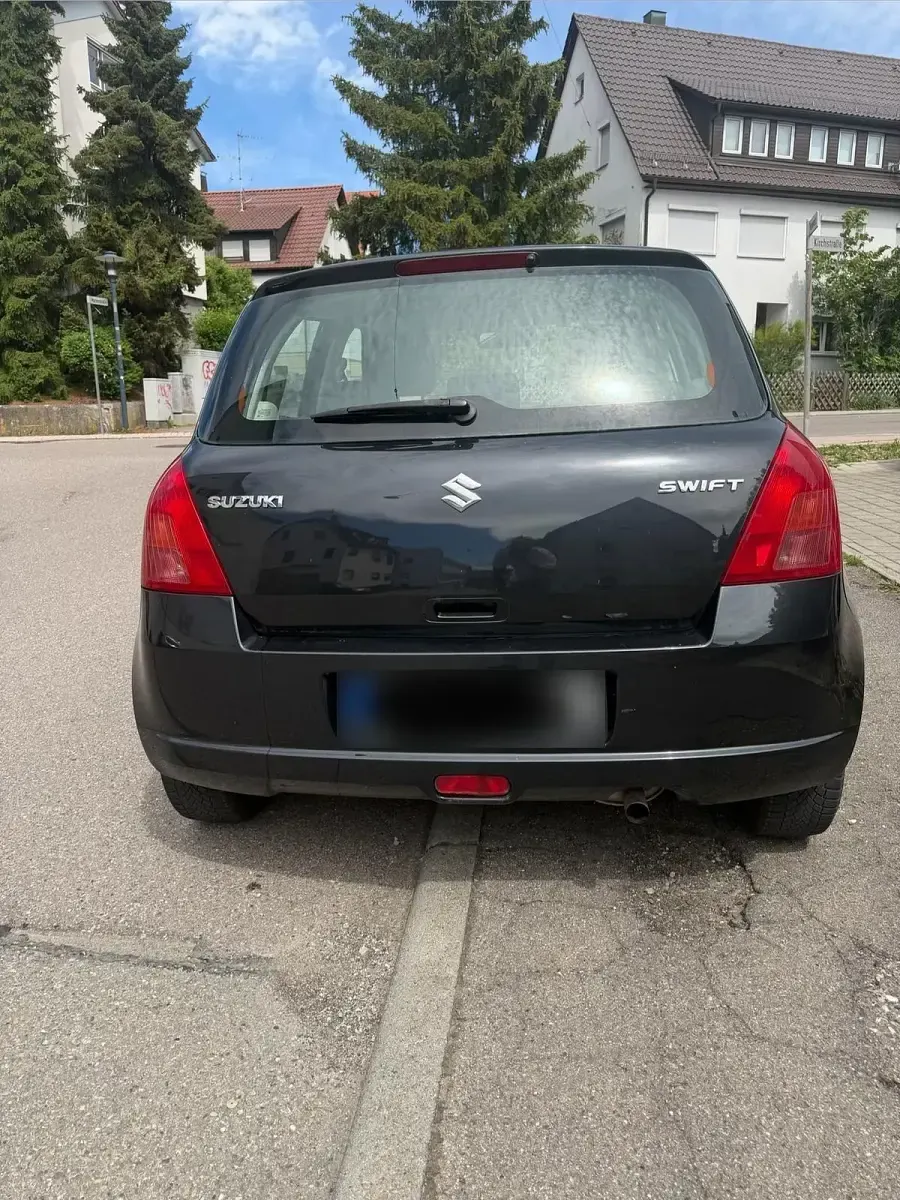 Gebraucht Suzuki Swift 95 PS (69 kW) 2006 Schwarz Kleinwagen