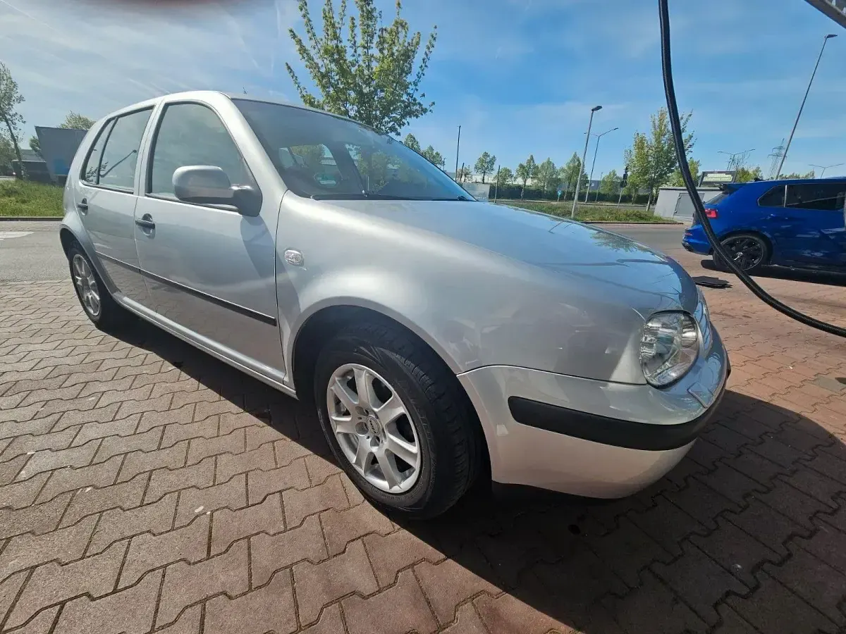 Gebraucht VW Golf IV 75 PS (55 kW) 2002 Silber Limousine