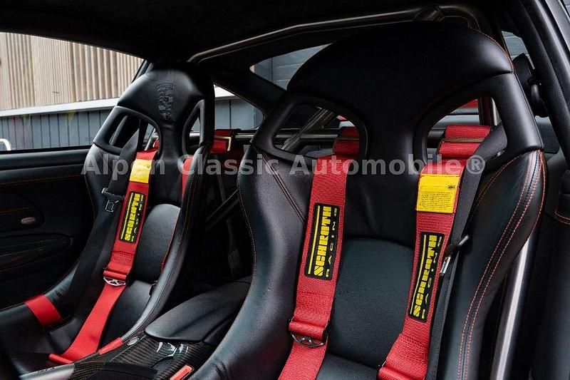 Second-hand Porsche 996 360 CP (264 kW) 2000 Portocaliu