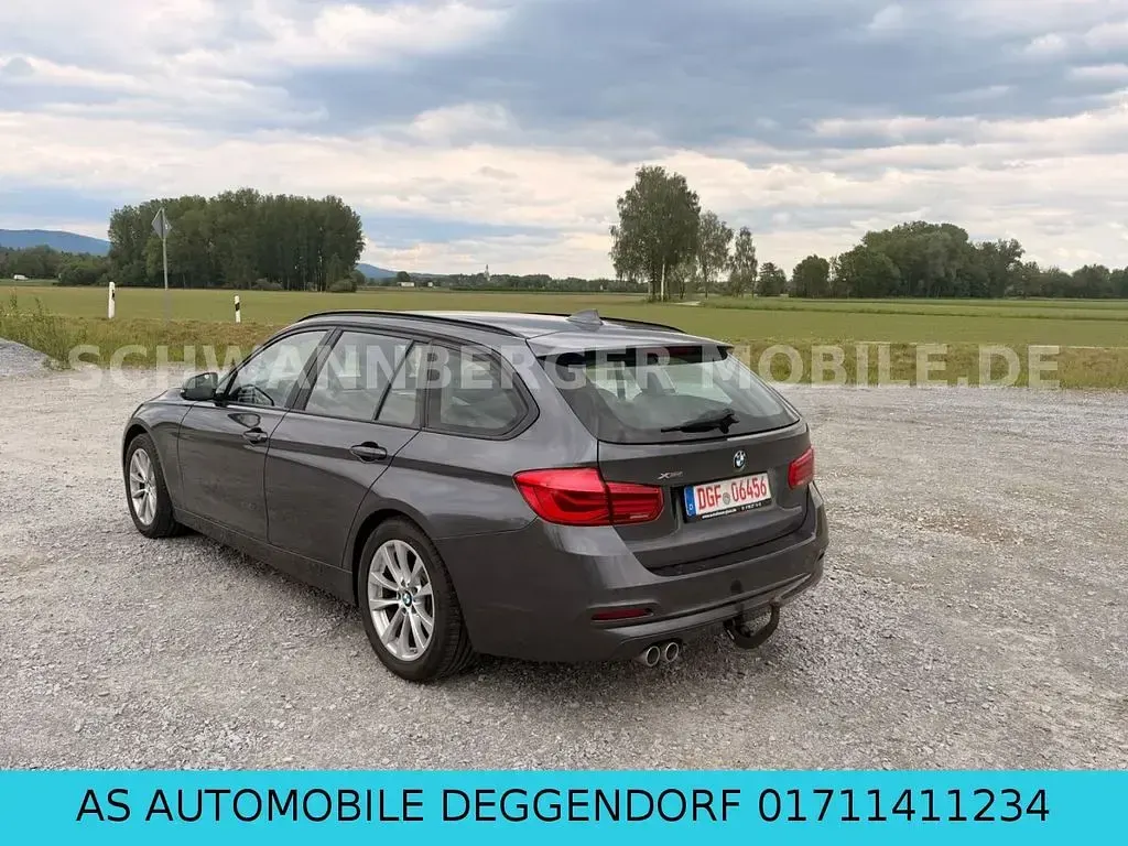 Używany BMW 320 Advantage 190 KM (139 kW) 2018 Szary Sedan/Limuzyna
