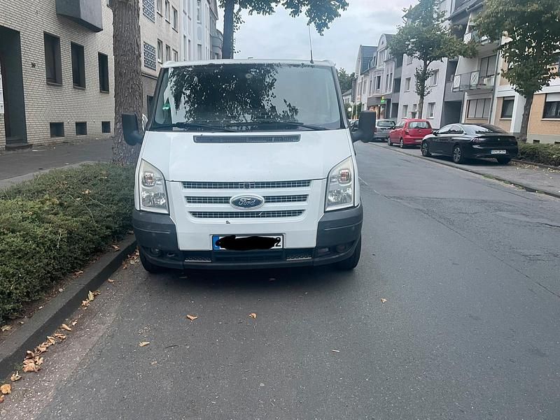 Weiß Gebraucht 2012 Ford Transit Kombi | 3.800 € (Superpreis) - Bild 1/4