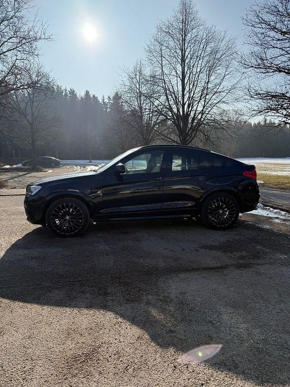 Schwarz Gebraucht 2017 BMW X4 Advantage SUV | 22.999 € (Etwas zu teuer) - Bild 1/4