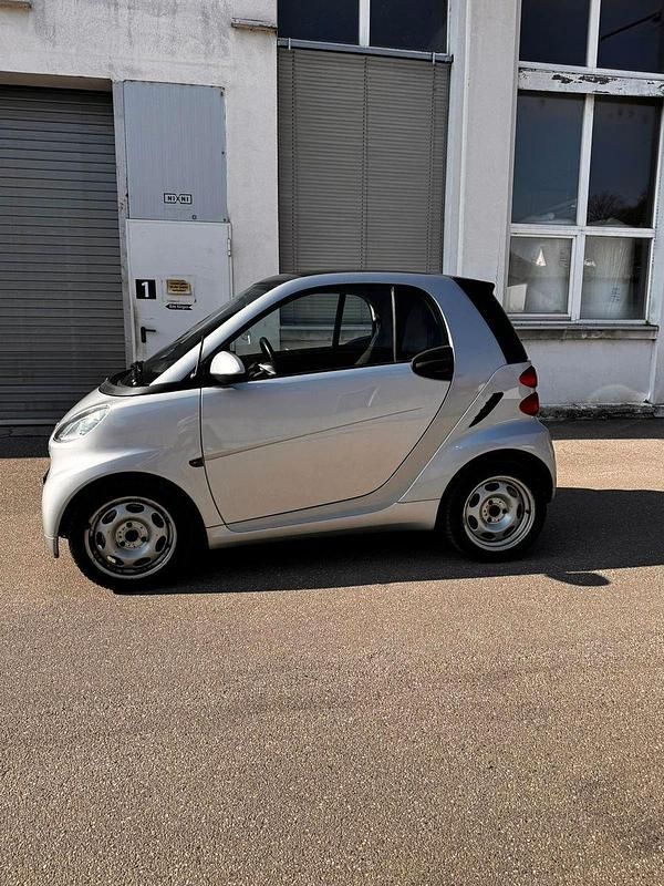 Gebraucht Smart ForTwo Coupé 71 PS (52 kW) 2011 Grau Coupé