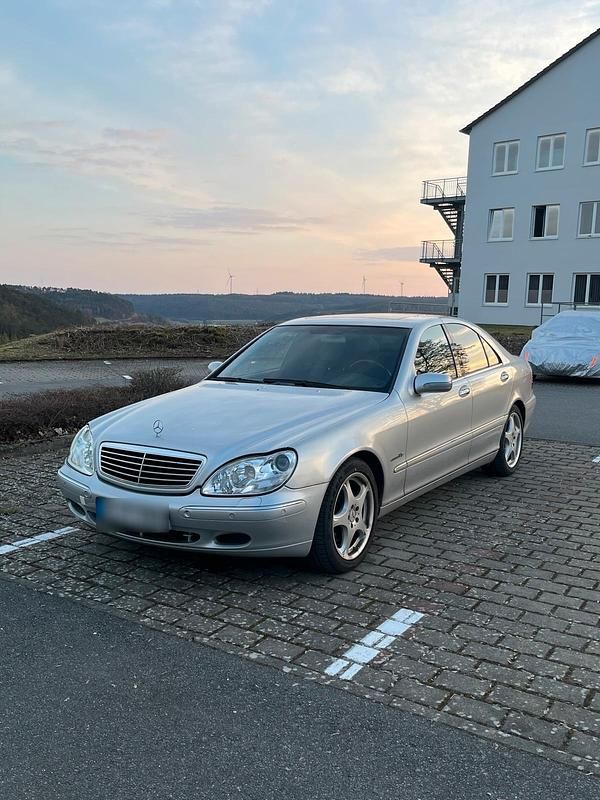 Gebraucht Mercedes S400 250 PS (183 kW) 2001 Silber Limousine