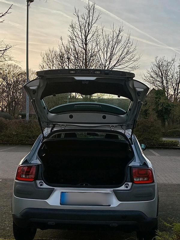 Gebraucht Citroën C4 Feel 82 PS (60 kW) 2015 Silber SUV