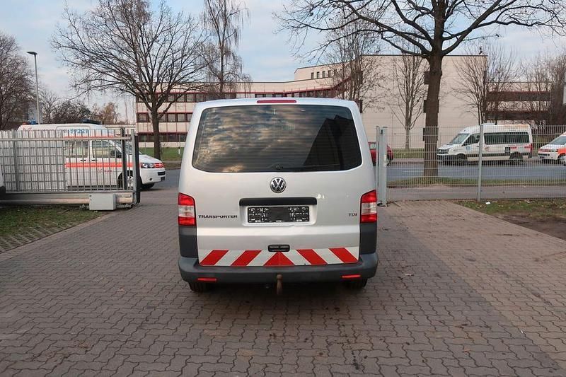 Gebraucht VW T5 140 PS (102 kW) 2012 Silber Van