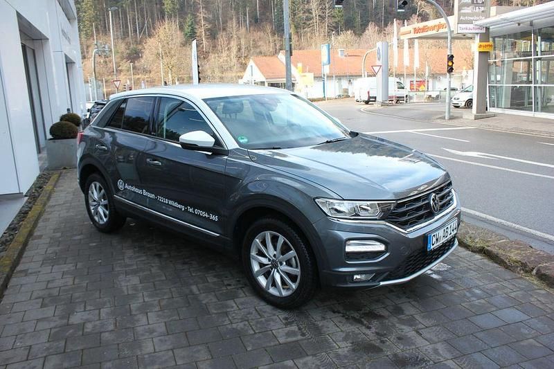 Gebraucht VW T-Roc Active 150 PS (110 kW) 2021 Grau SUV