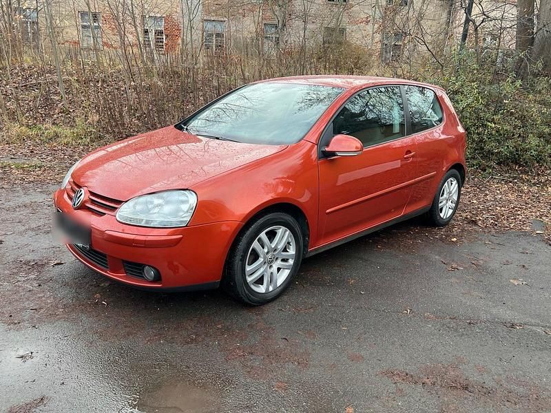 Gebraucht VW Golf IV 102 PS (75 kW) 2006 Orange Limousine